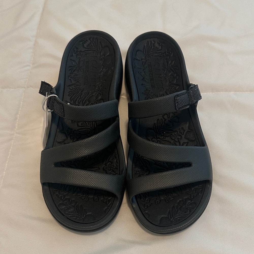 A Black Strappy Sandals